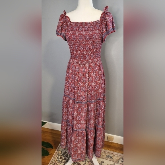 Max Studio Smocked On or Off Shoulder Red Print Tiered Boho Maxi Dress Size S - Picture 1 of 12